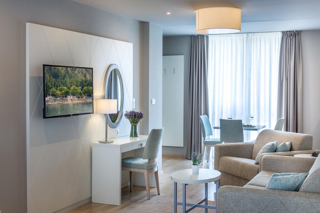Apartments & Rooms Preelook Opatija Exterior foto
