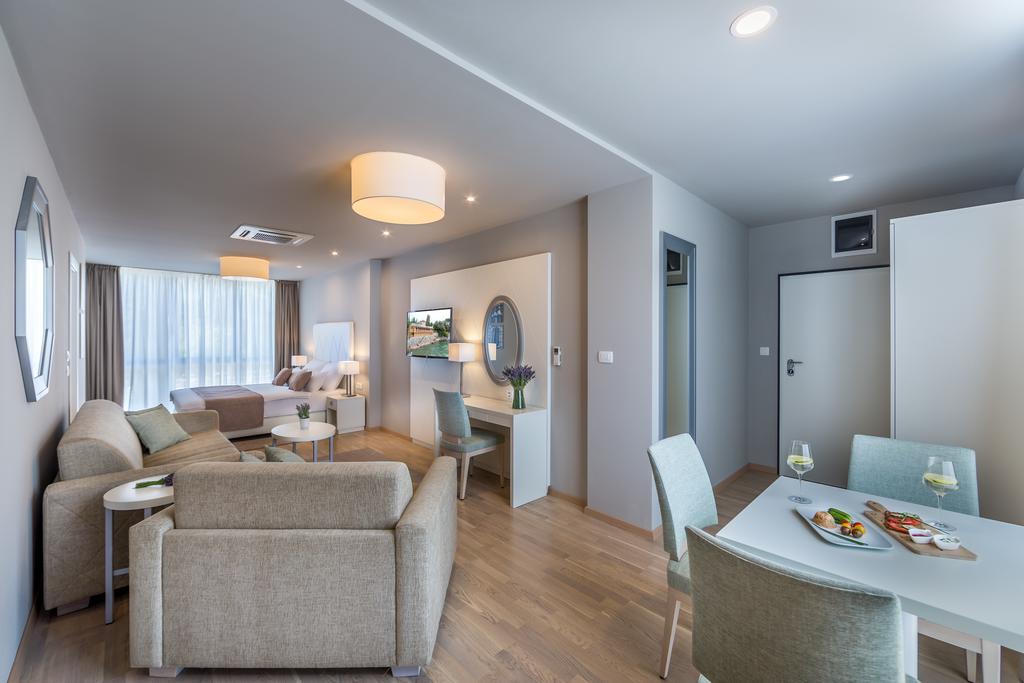 Apartments & Rooms Preelook Opatija Exterior foto