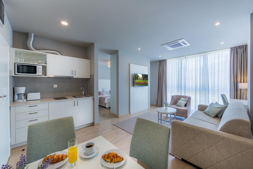 Apartments & Rooms Preelook Opatija Exterior foto